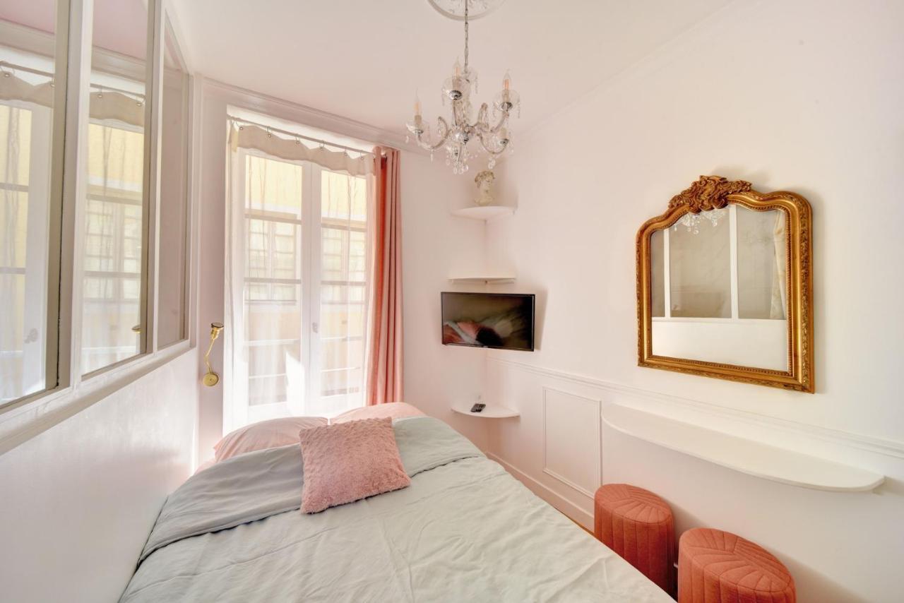 Les Petits Boudoirs De Savoie Apartment Chambéry Exterior photo