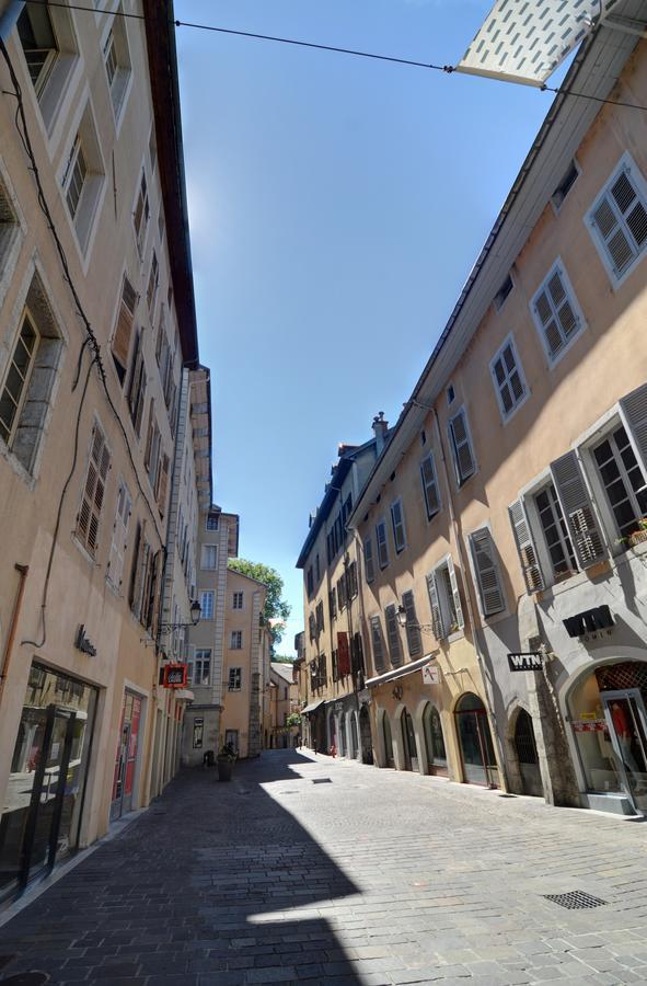 Les Petits Boudoirs De Savoie Apartment Chambéry Exterior photo